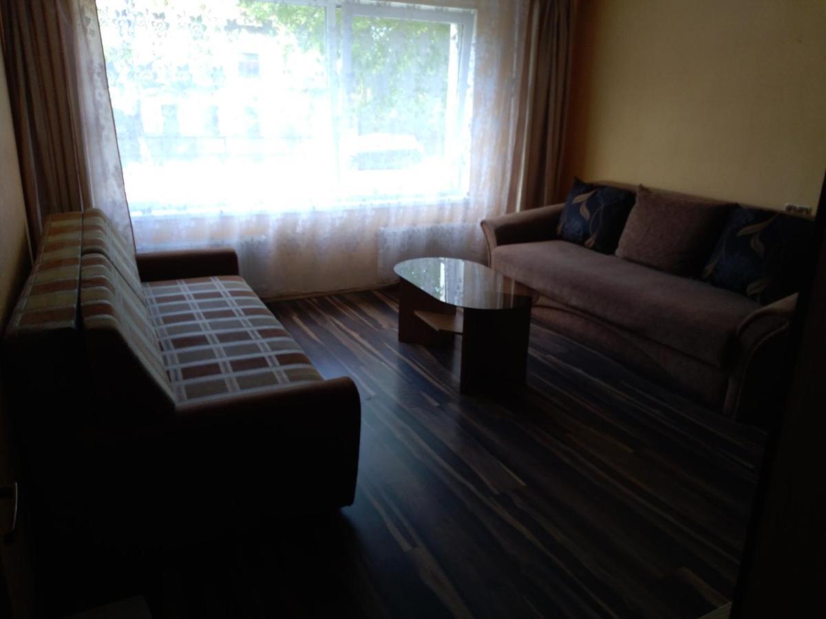 Brivibas 25 Apartamenti Ventspils Extérieur photo